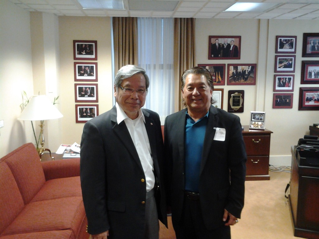 posted-with-canadian-senator-ngo-thanh-hai-aug-192015-at-his-senate-office-in-ottawa-canada