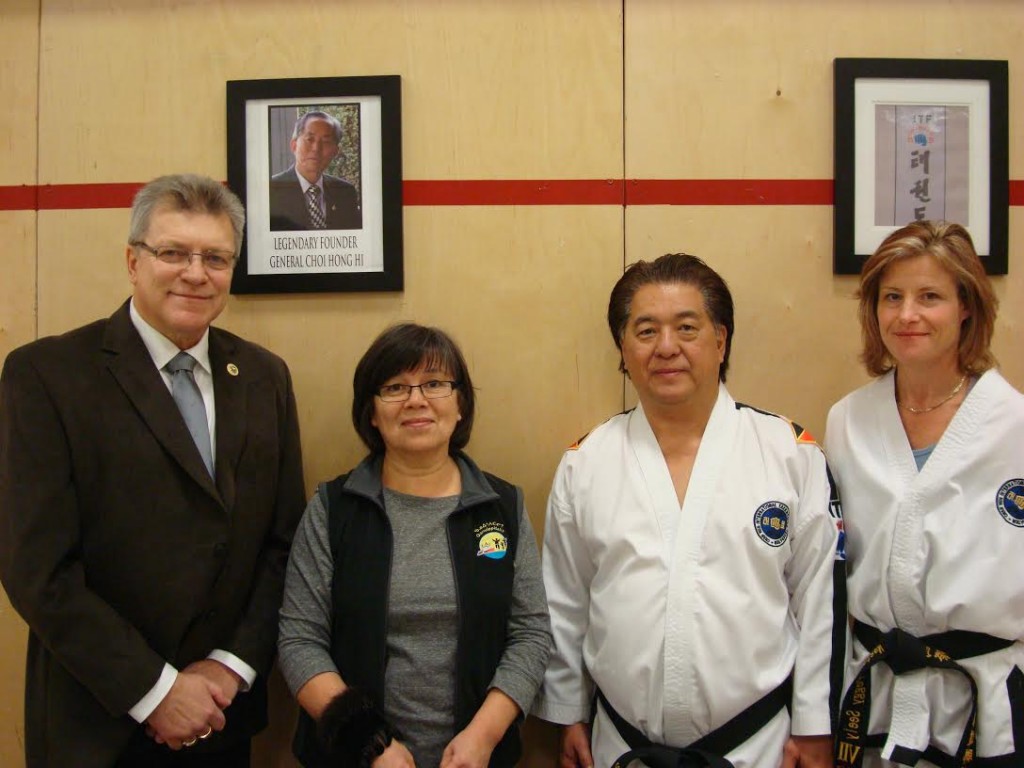 unnamed-jpgnm-don-peters-iqaluit-mayor-sgm-lu-and-master-seely